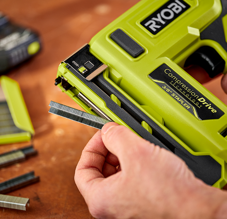 NAIL AND STAPLE GUNS RYOBI 18V ONE+ CORDLESS STAPLER R18ST500