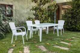 Table-Osaka-Armchair-Royal_medium-2-600x400