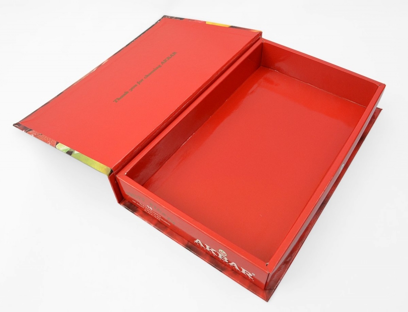 Кашированная коробка-книжка с картонным ложементом