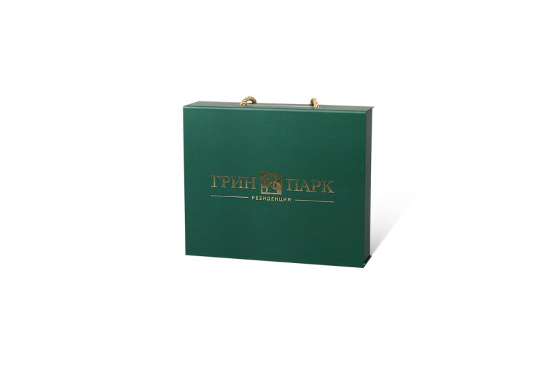 производство подарочных коробок с логотипом тиснение 