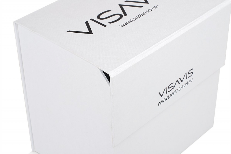 картонный коробки подарочные с логотипом