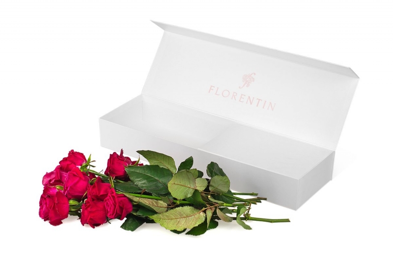 коробка с цветами как мгк roseshire на 8 марта 
