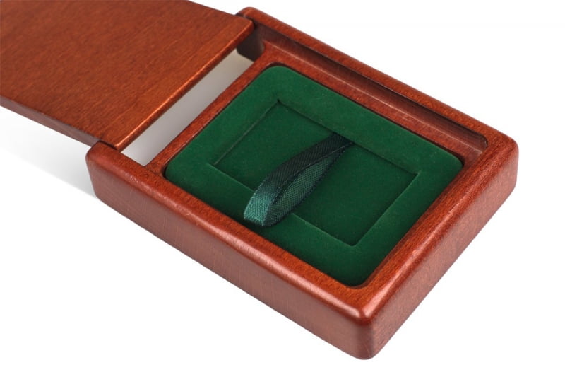 деревянная коробка для ювелирных изделий