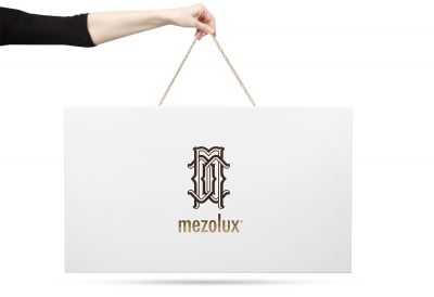 Фирменная коробка-чемодан с логотипом в Москве – производство на заказ