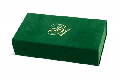 Флокированная коробка с магнитным клапаном для свадебного приглашения в Москве – производство на заказ