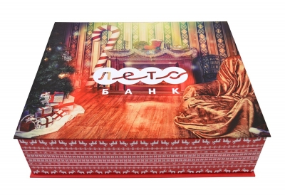 Кашированная коробка-книжка с атласным ложементом для подарочного набора в Москве – производство на заказ