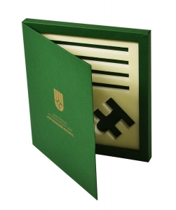 Картонная подарочная упаковка для ручек и флешек в Москве – производство на заказ