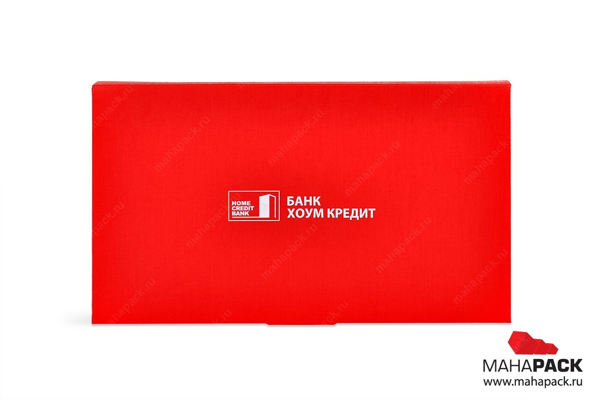 картонная упаковка с логотипом банка