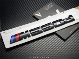 BMW Glossy Black / Parlak Siyah M 550 d / M550 d Bagaj Yazı Logo