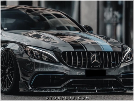 Mercedes Glossy Black / Parlak Siyah Ön Izgara Panjur Yıldız Logo
