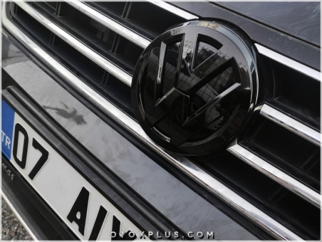 VW T-Roc Piano Black Ön Izgara Arka Bagaj Logo Amblem