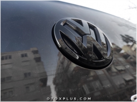 VW T-Roc Piano Black Ön Izgara Arka Bagaj Logo Amblem