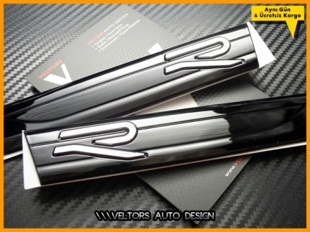 VW Golf 8 R line Yan Çamurluk Logo Amblem Seti