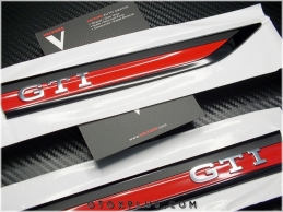 VW Golf 8 Gti / GTI Yan Çamurluk GTI Logo Amblem Seti