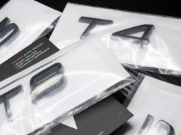Volvo Glossy Black / Parlak Siyah T4 Bagaj Yazı Logo Amblem
