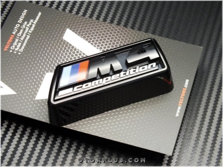BMW M4 Ön Izgara M4 Competition Logo Amblem
