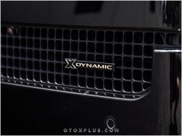 Land Rover Defender X Dynamic Logo Amblem