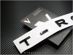 VW T-Roc Parlak Siyah / Glossy Black Bagaj Logo Amblem