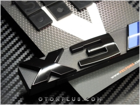 BMW X3 Ön Izgara X3 M Logo Amblem