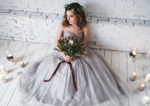 Идеи для серого платья на свадьбе