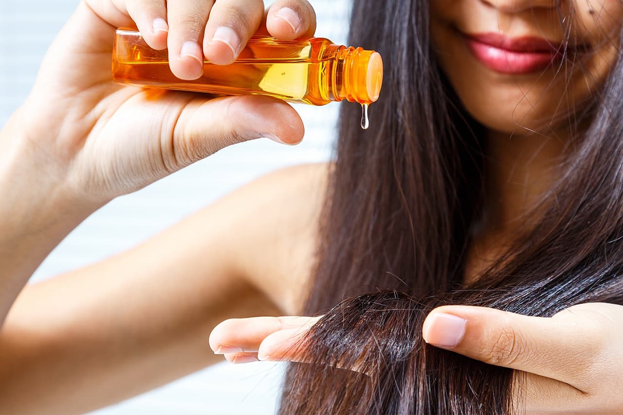 Можно укреплять волосы растительным маслом