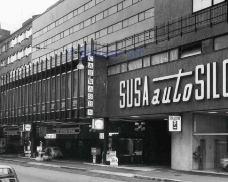 Facciata esterna e ingresso parcheggio automatico Autosilo Susa a Milano