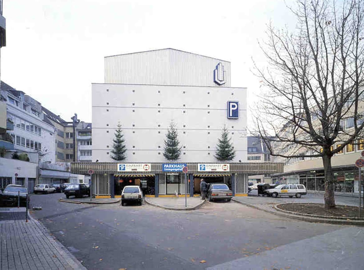 Düsseldorf - Germania - parcheggio automatico nel centro della città