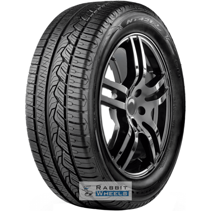 Nitto NT421Q 235/45 R19 95V