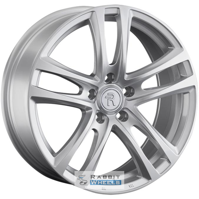 Replay FD136 8x18 5*114.3 ET44 DIA63.3 Silver Литой