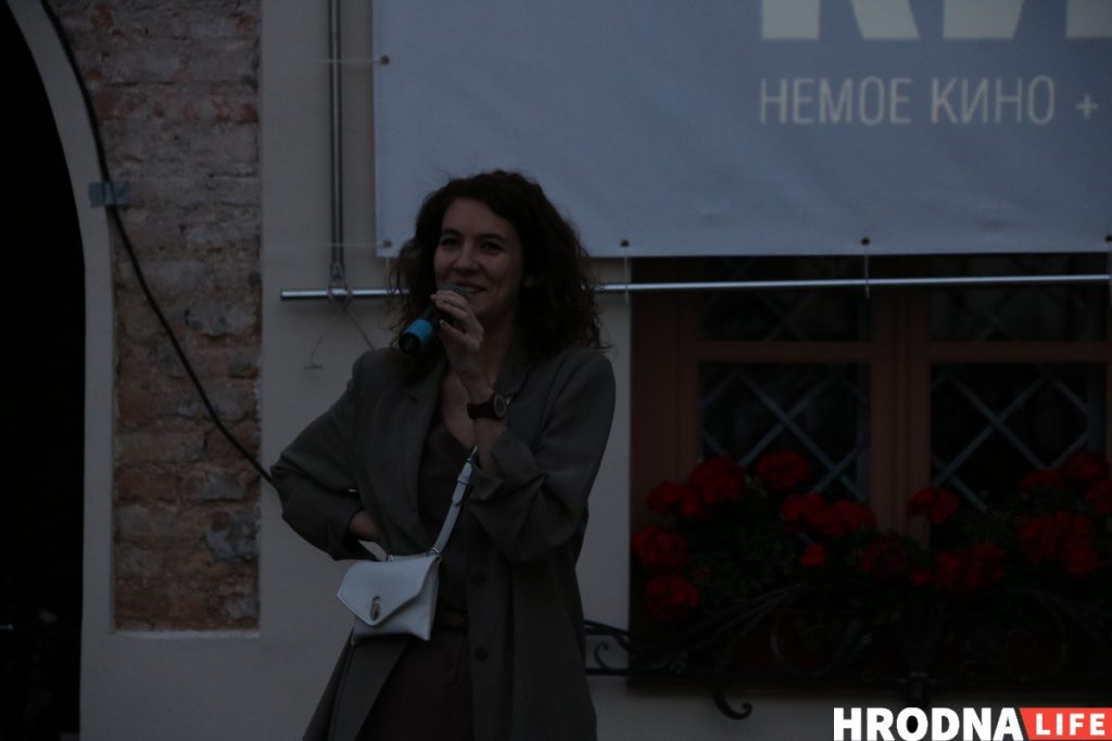 Бярыце пледы. У Гродне праходзіць "Кінемо" - фестываль нямога кіно пад жывую музыку