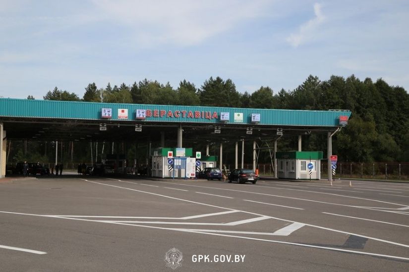 Памежнікі не раяць ехаць у Польшчу праз "Бераставіцу»: будуць чэргі
