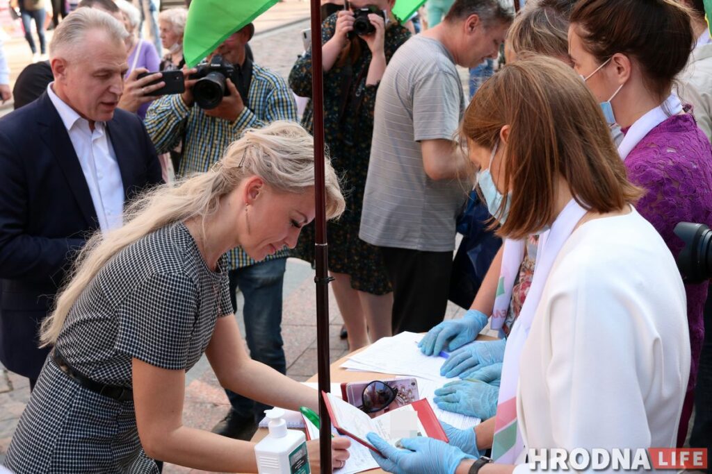 В Гродно прошел первый пикет за Лукашенко (ФОТО+ВИДЕО)