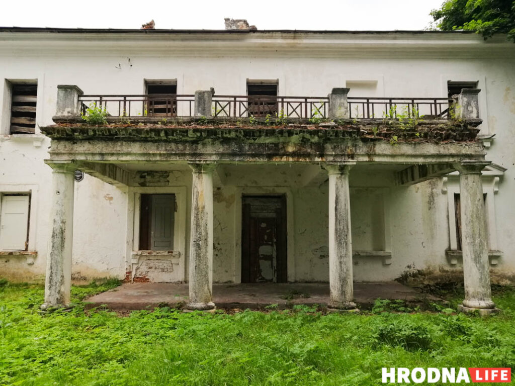 Самое крупное имение ВКЛ, дворец Хрептовичей в Щорсах, выставили на продажу. Повторно