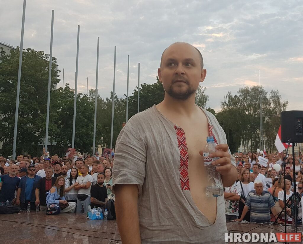 Схватили, избили, посадили. Танго-диджея из России обвиняли в финансировании протестов в Гродно