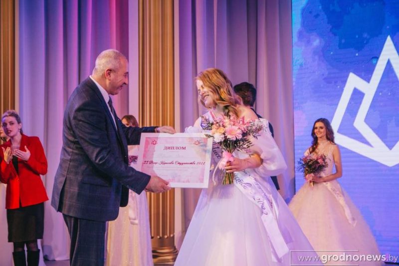 Караев на конкурсе красоты, лидчан вызывают в КГБ, ООН - за гродненского журналиста. Как прошла неделя в Гродно и области