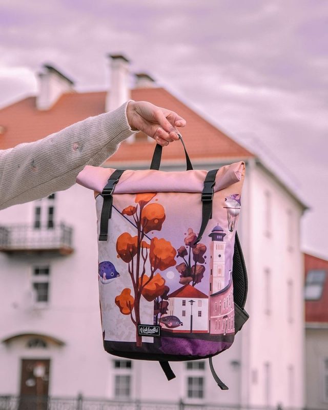 Дизайнерский рюкзак с видом Гродно появился в магазине бренда Vokladki