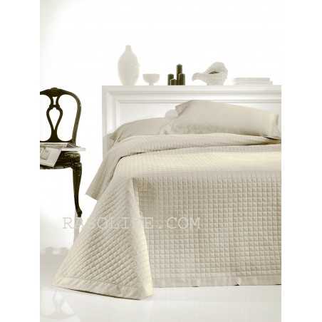 Quilted Bedcover Coton Satin Ivory Elegance