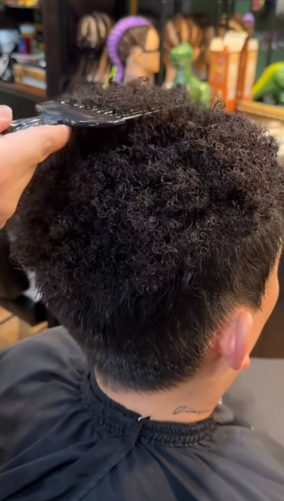 Расчёсывание волос после афрозавивки