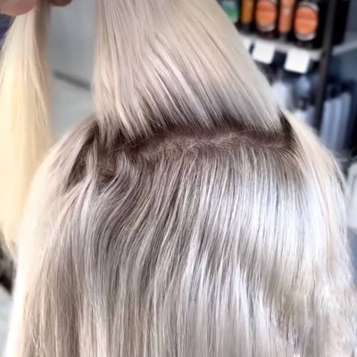 Отросшие корни на ранее осветлённых волосах