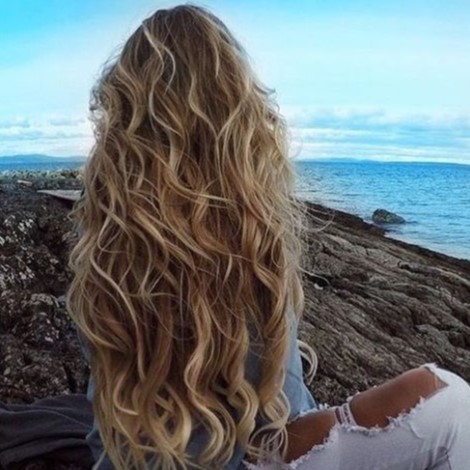 Укладка крупными локонами