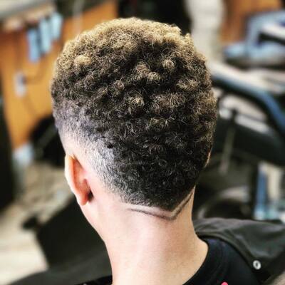 Мужская афрозавивка — результат на коротких волосах