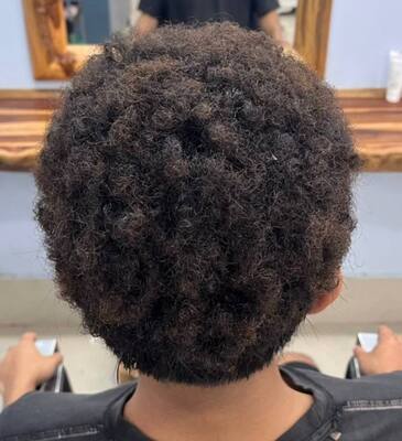Мужская афрозавивка на всю голову — плотные мелкие кудри
