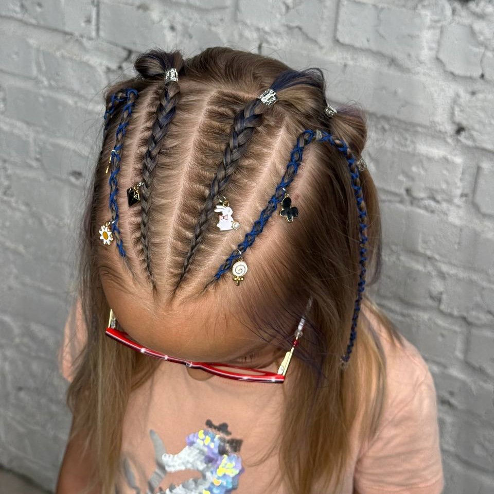 //cdn.optipic.io/site-102379/services/detskie-pleteniya/breydy-detskie/photo_2025-09-29_15-30-11 (2).jpg