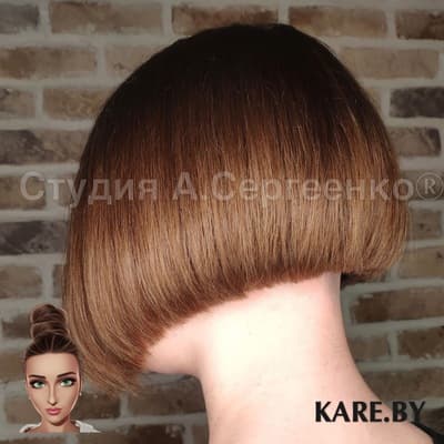Стрижка каре на ножке с открытой шеей и объёмным затылком