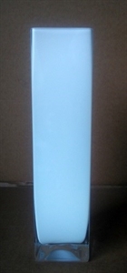 Ваза стеклянная Квадрат L10 W10 H40 см белая