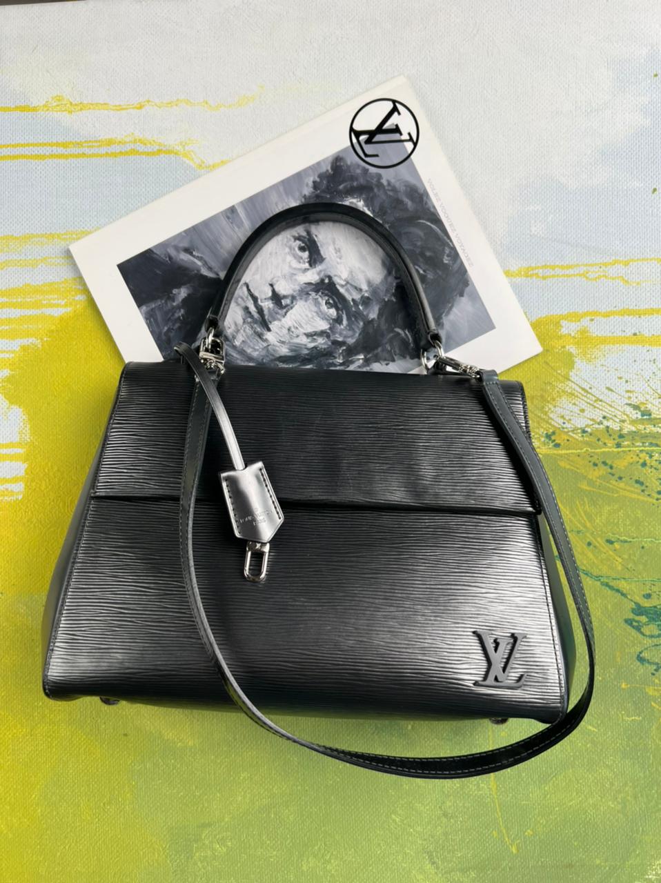 Louis Vuitton сумка Galatea Mahina MM