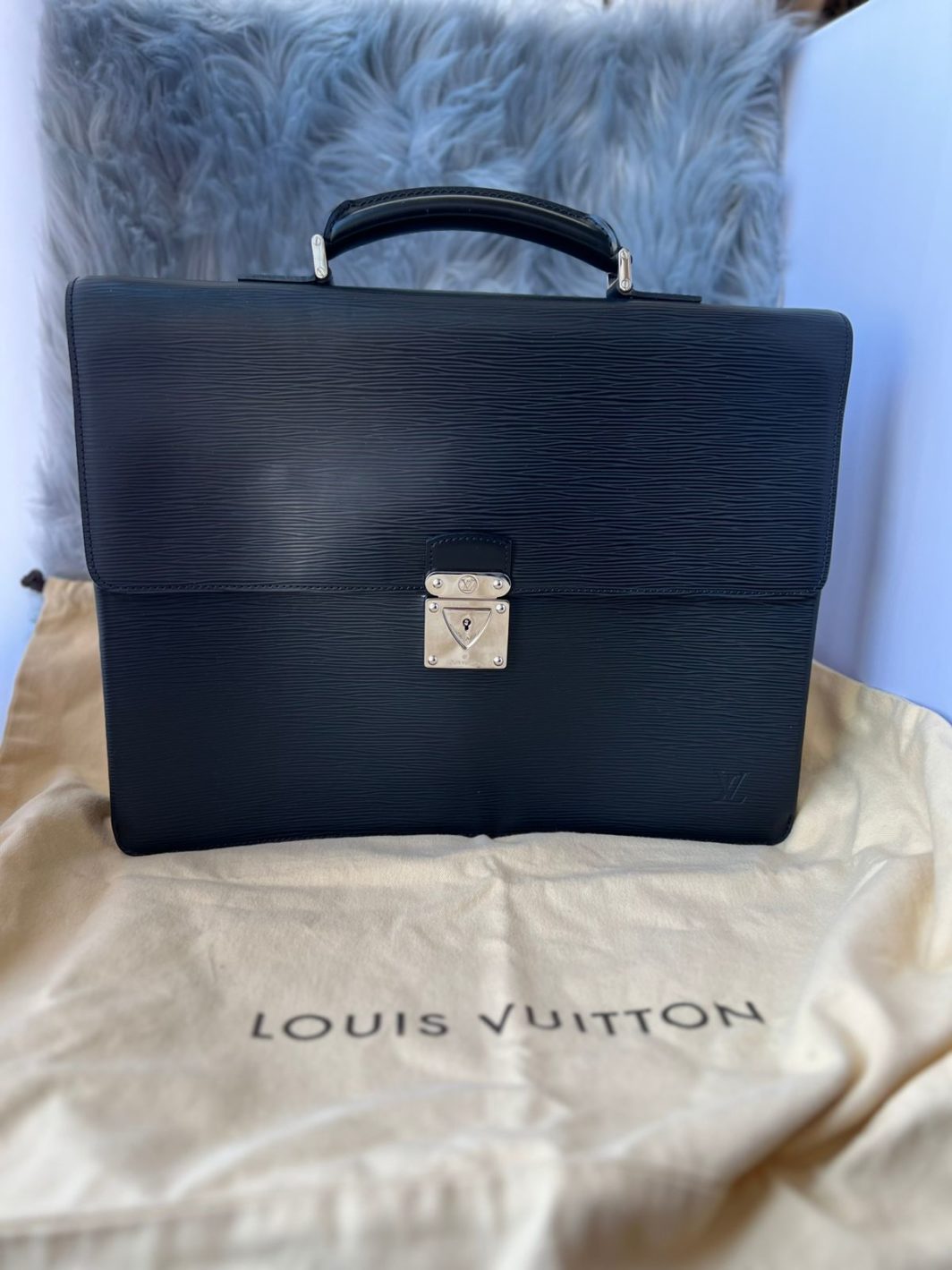 Портфель Louis Vuitton Robusta 