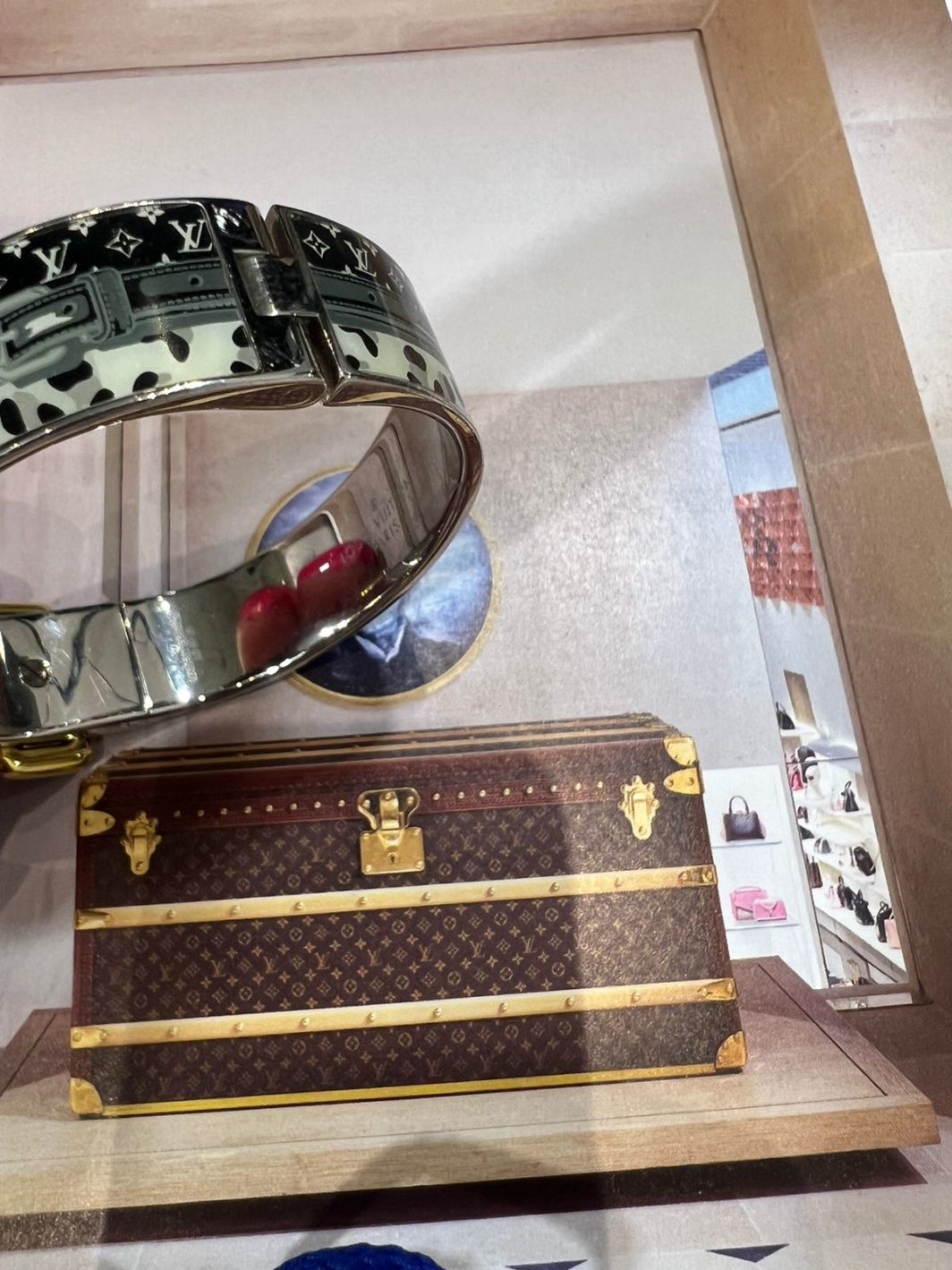 Браслет Louis Vuitton Confidential Leopard