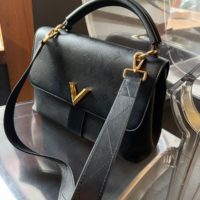 Сумка Louis Vuitton Very One handle