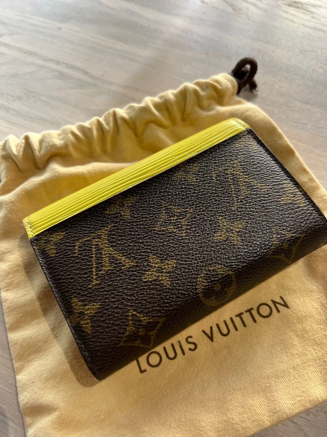 Louis Vuitton кошелек Mary-Lou Compact